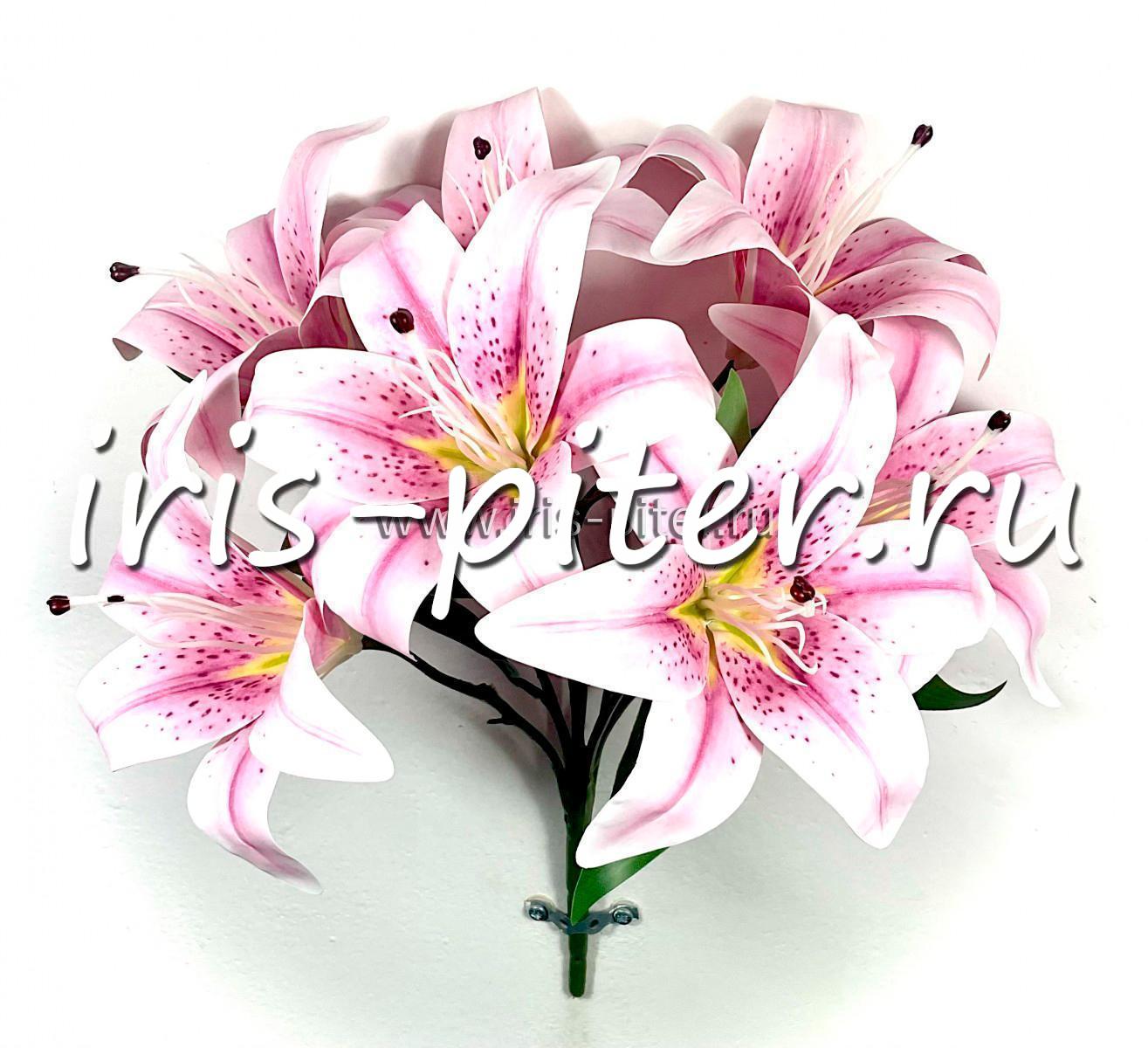 Букет лилия 7г латекс собранная