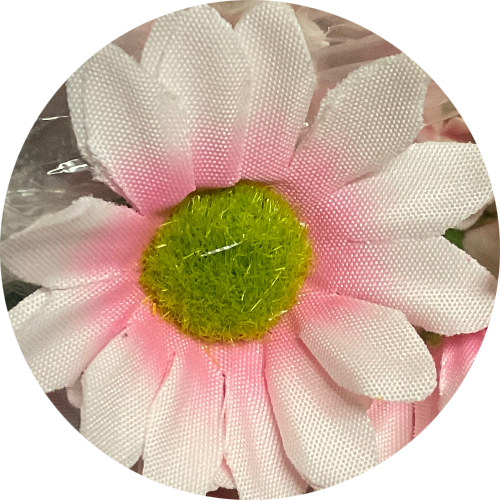 Светло-розовый