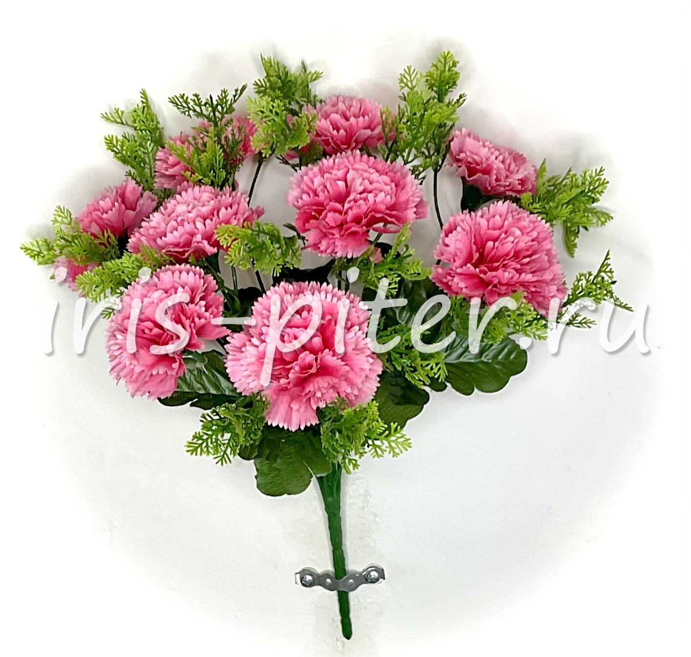 Букет гвоздика 9г с папоротником 